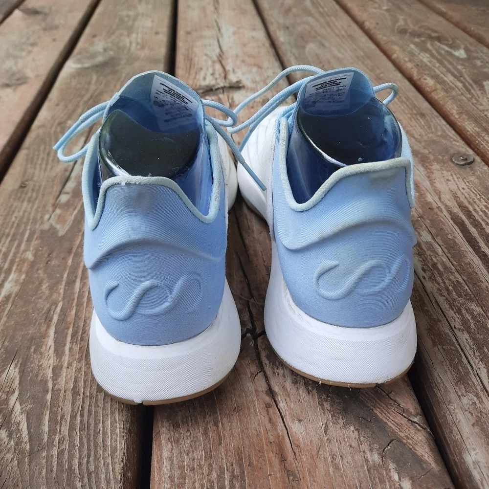 Athleta Saysh One Blue Allyson Felix Everday Multipurpose Athletic Shoes Size 8